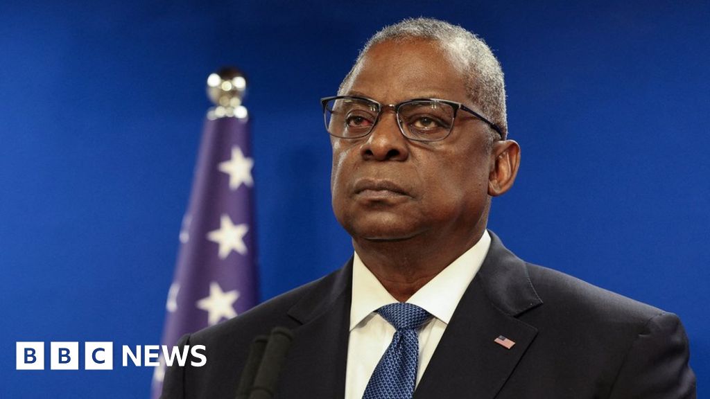 "White House Unaware: The Delay in Notifying Biden of Defense Secretary's Hospitalization"