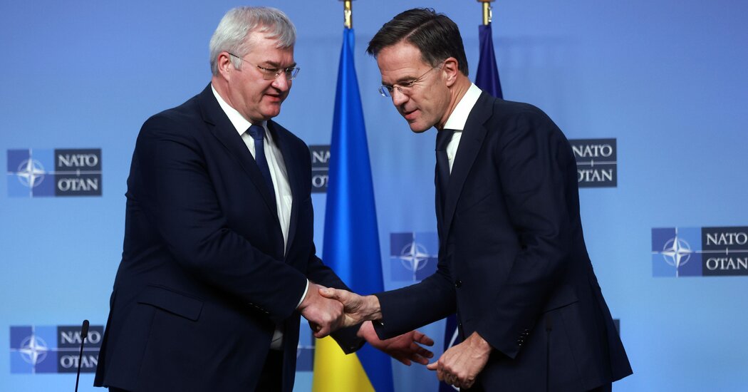 Featured image for NATO Chief Stresses Urgency of Increased Support for Ukraine
