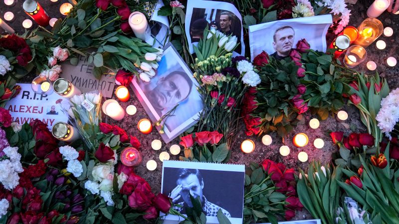 "Navalny's Body Returned to Mother, Spokesperson Confirms"