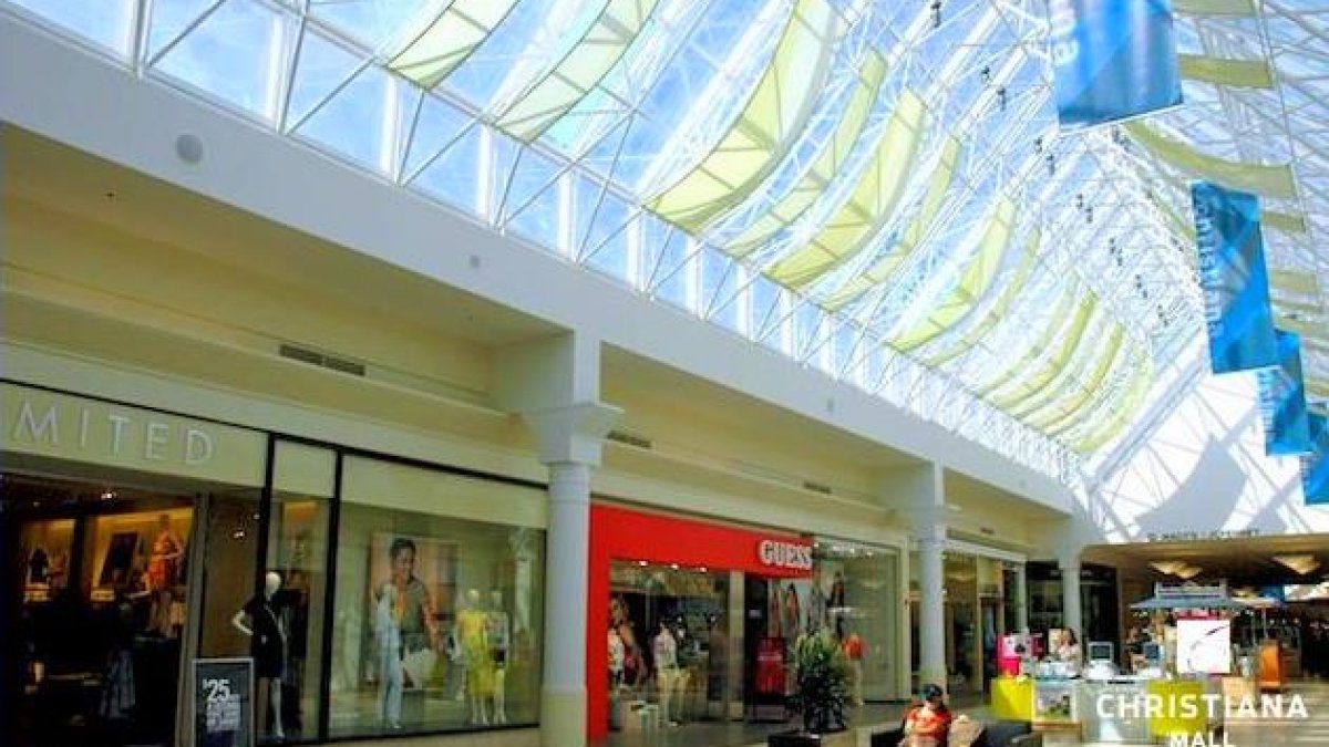 Shots fired at Christiana Mall, Delaware; Two arrested on gun and stolen car charges.