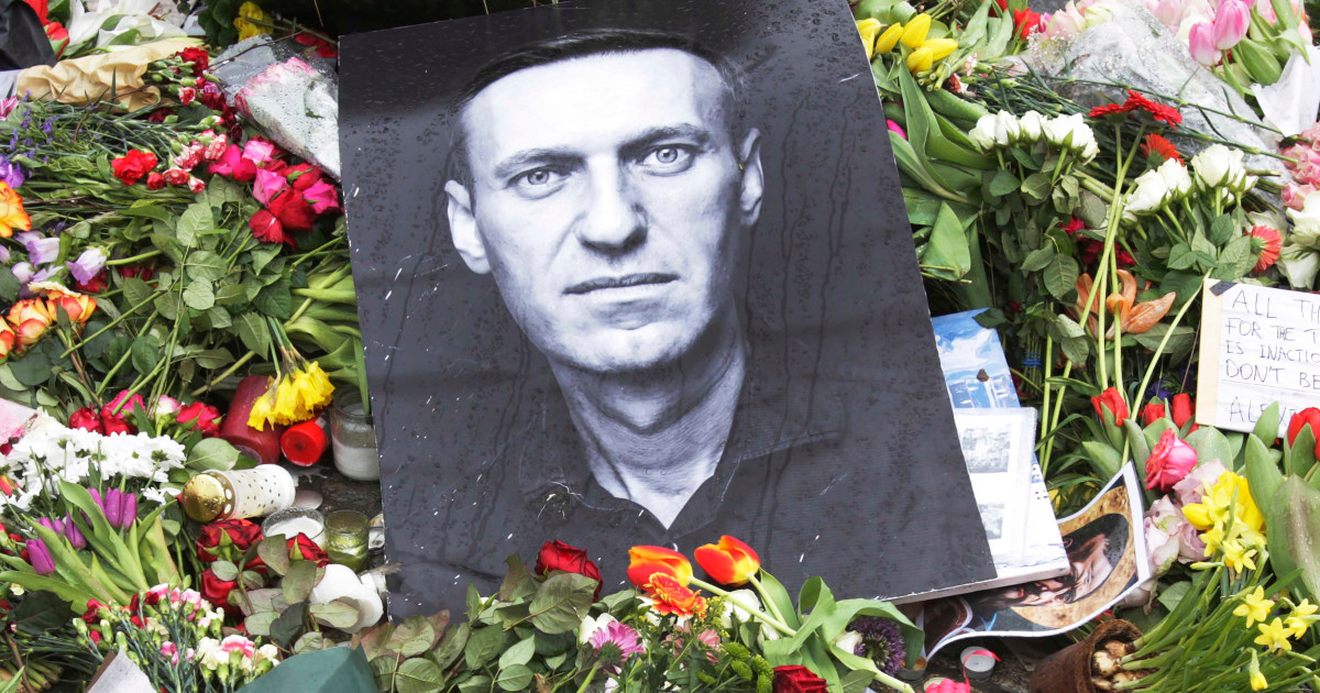 "Navalny's Widow Fears Interference in Funeral Amid Kremlin Tensions"
