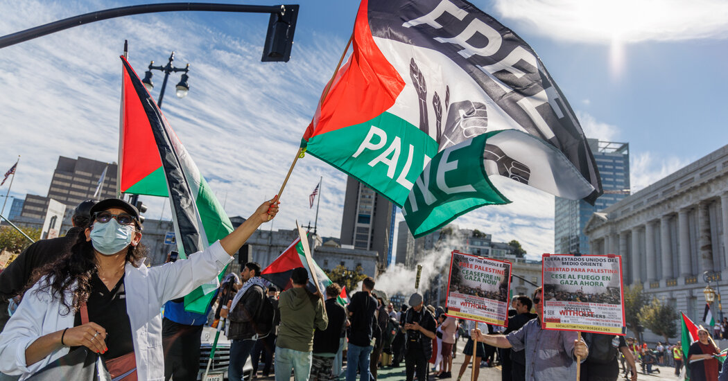 Featured image for Controversial Oakland Teach-In Sparks Debate Over Palestinian Support