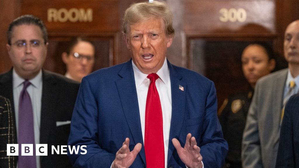 Featured image for "Trump's $370m New York Fraud Trial: Payment Plan Uncertainty"