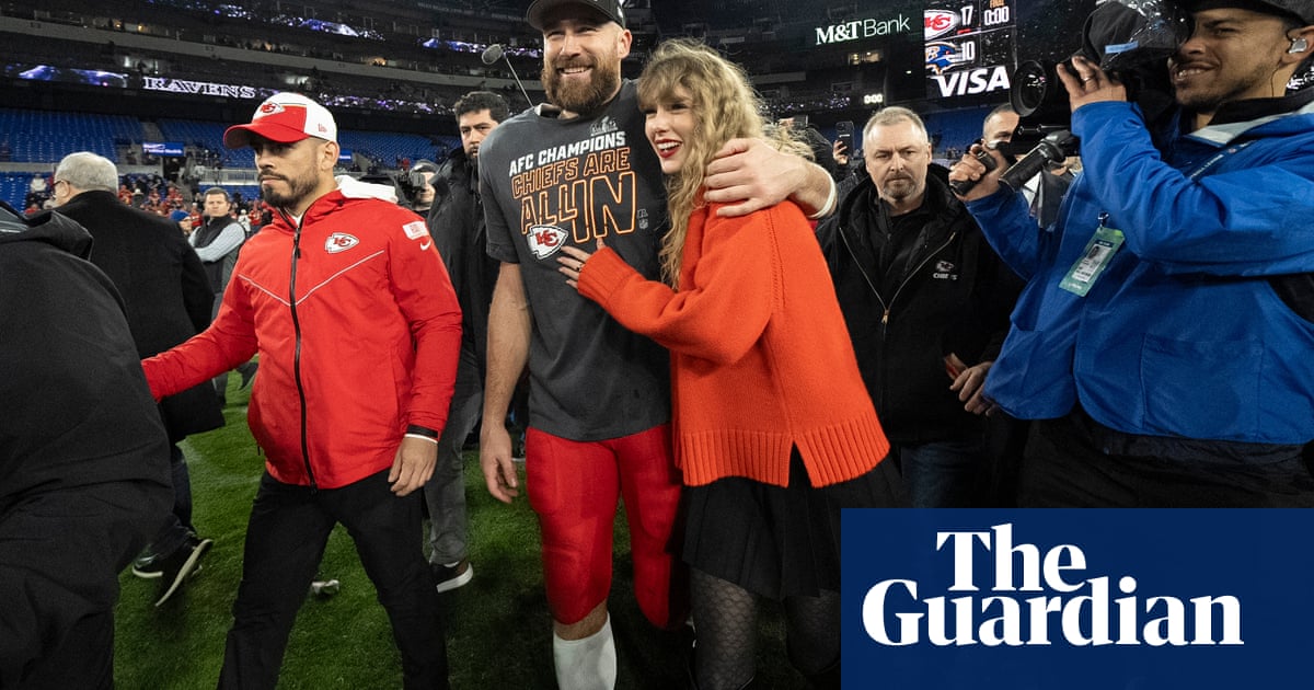 "Swiftie Super Bowl: From Recipes to Merch, Everything Taylor Swift Fans Need for Game Day"