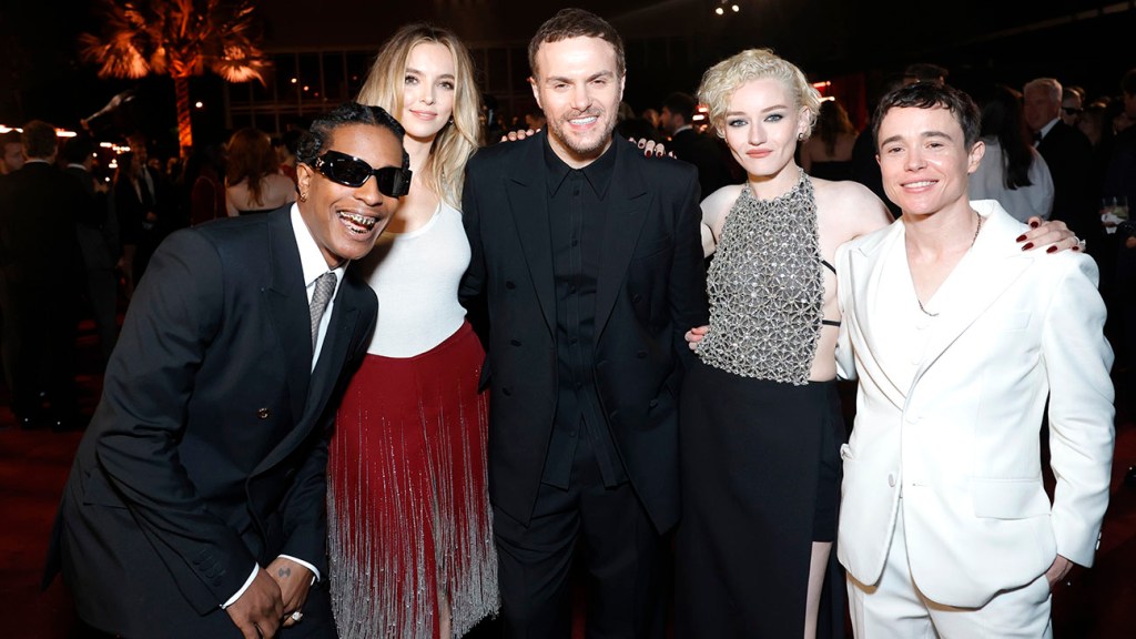 Featured image for Hollywood Urged to Return to Work Soon as A-List Celebrities Attend LACMA Art+Film Gala