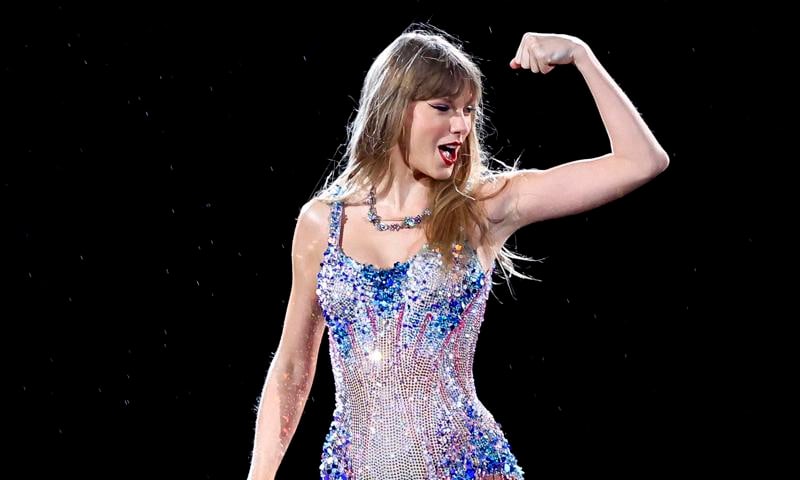 Taylor Swift's Generosity Makes Waves at Chiefs Game