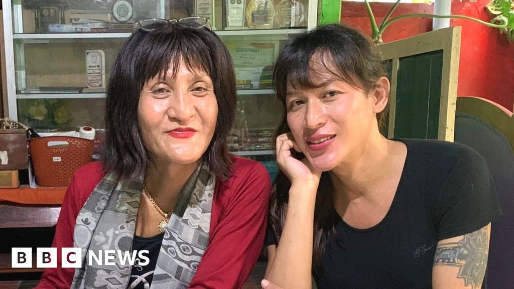Indonesian Transgender Muslims Strive for Security
