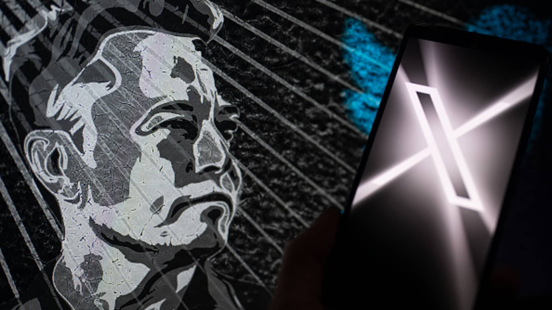 Featured image for Elon Musk's Media Controversies: Threats, Antisemitism, and Lawsuits