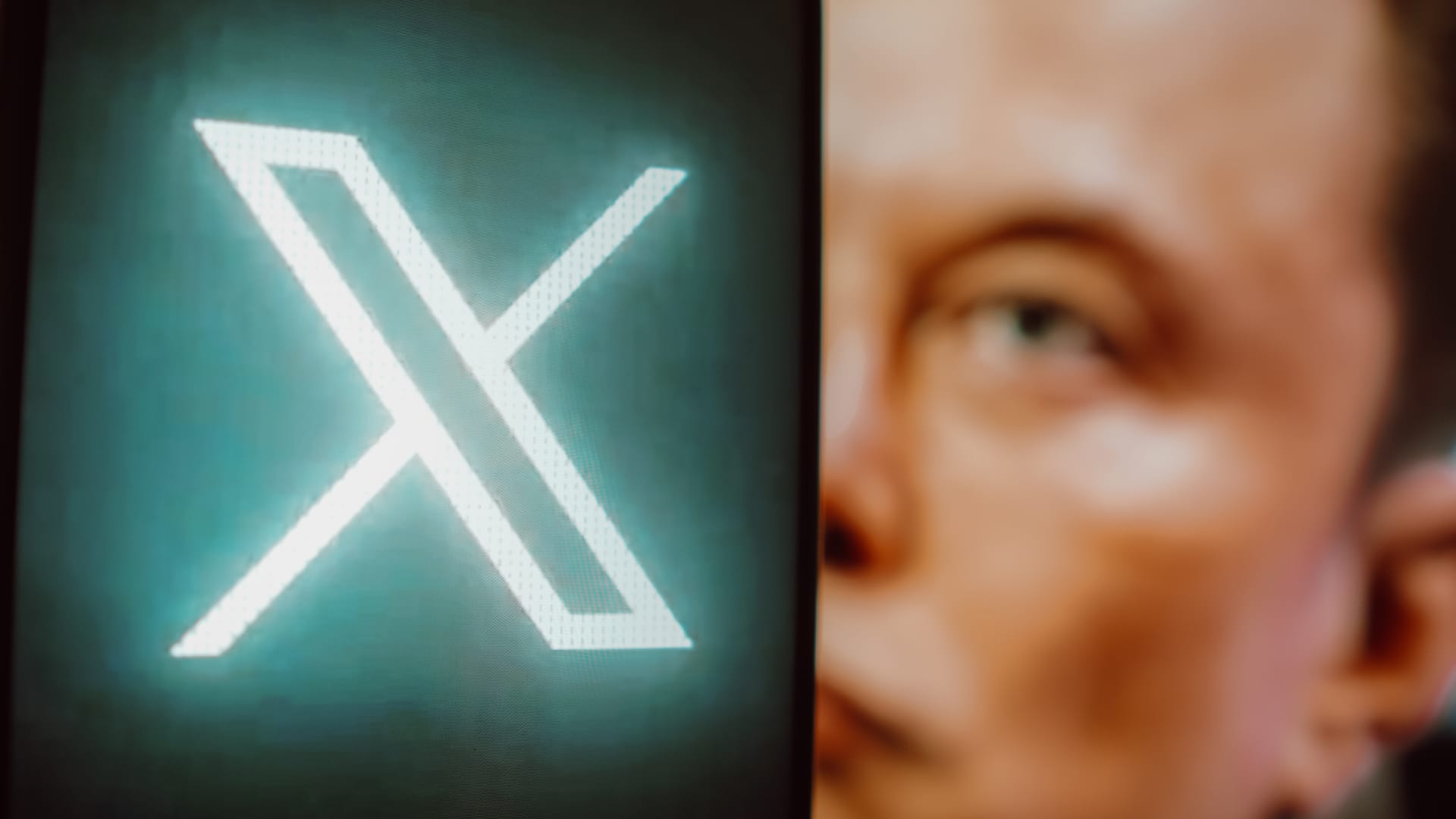 Democrats Demand Answers from Musk on X's Opposition to Independent Research