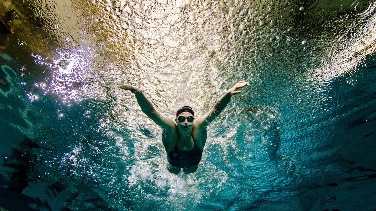 Featured image for "The Ultimate Guide to Swimming for Full-Body Fitness and Health Benefits"