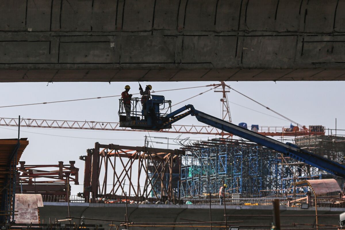 "Brookfield Acquires American Tower's India Operations for $2.5 Billion"