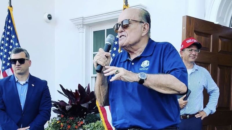 "Giuliani's Unpaid Legal Bills Loom as Trump Hosts Fundraiser"