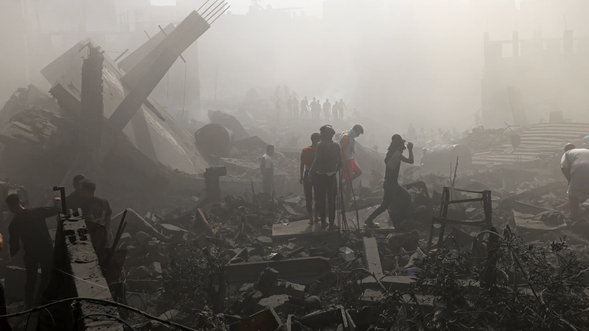 "Arab Nations Condemn Gaza Civilian Targeting as Israel Launches Overnight Raid"