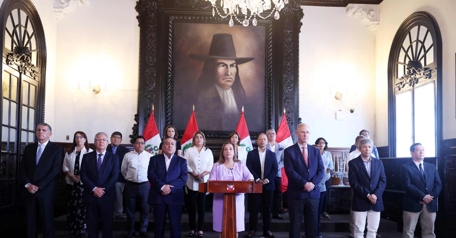 "Peruvian President Defiant Amid Rolex Scandal Raids"