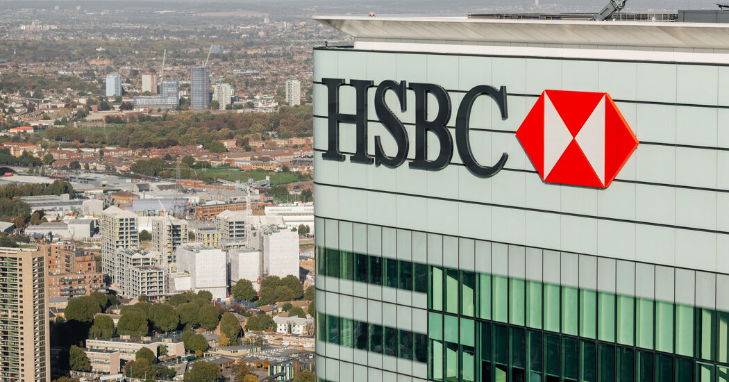 Featured image for HSBC Prevails Against Shareholder Push for Breakup, JPMorgan Cautious on ASEAN Markets