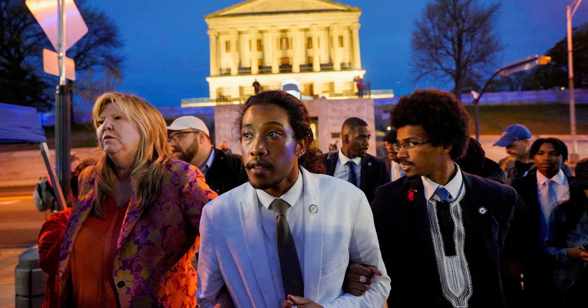 Nashville officials to vote on reinstating expelled Democratic lawmaker.