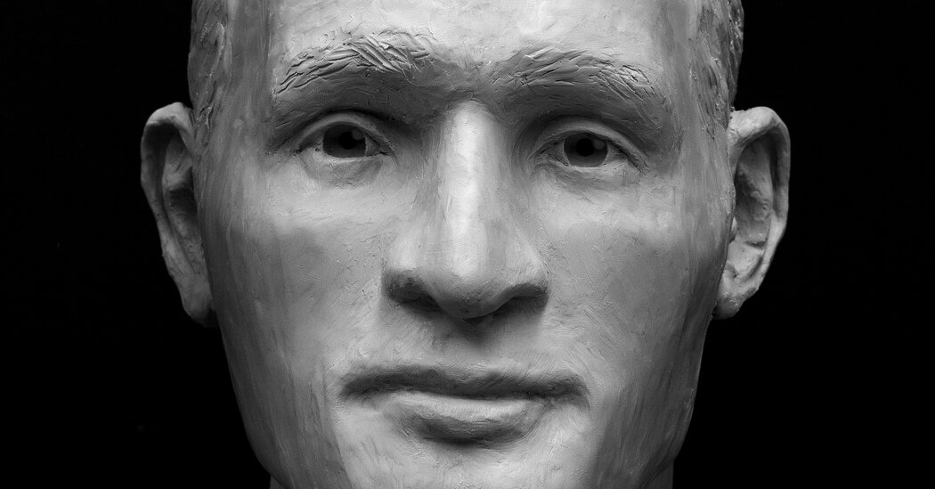 Featured image for Authorities Seek Help Identifying Human Remains Found in Barrel at Lake Mead