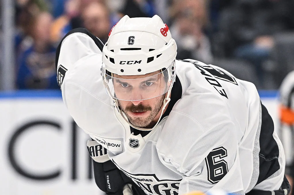 Kings aim to beat sizzling Sabres as fourth line sparks offense