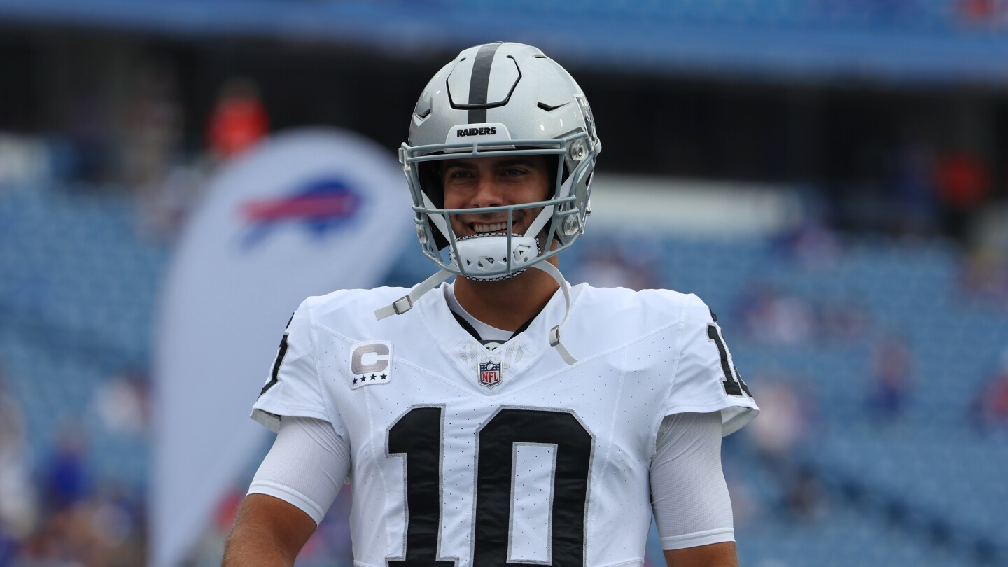 "Jimmy Garoppolo Cleared from Concussion Protocol, Set to Play Against Packers on Monday Night Football"