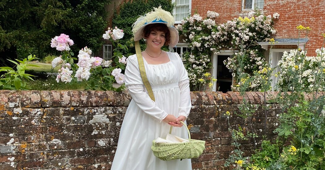 Featured image for Lena Dunham's 'Too Much': A Romantic Comedy Series and Its Behind-the-Scenes Insights