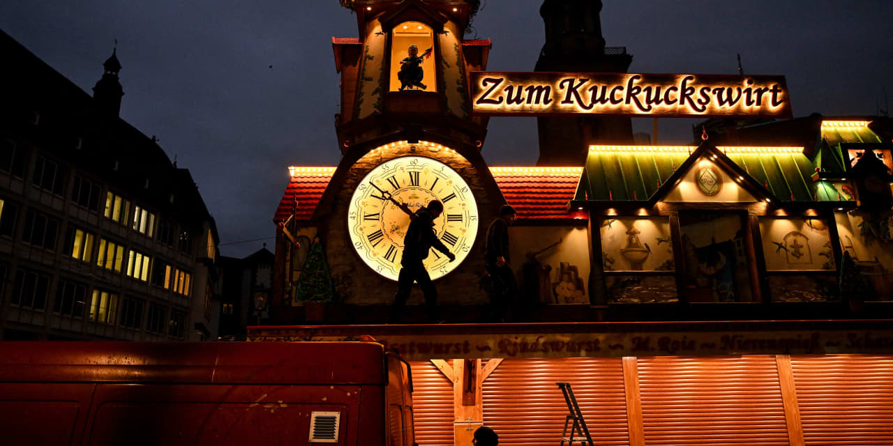 Featured image for European Bond Sell-Off Pushes Treasury Yields Higher