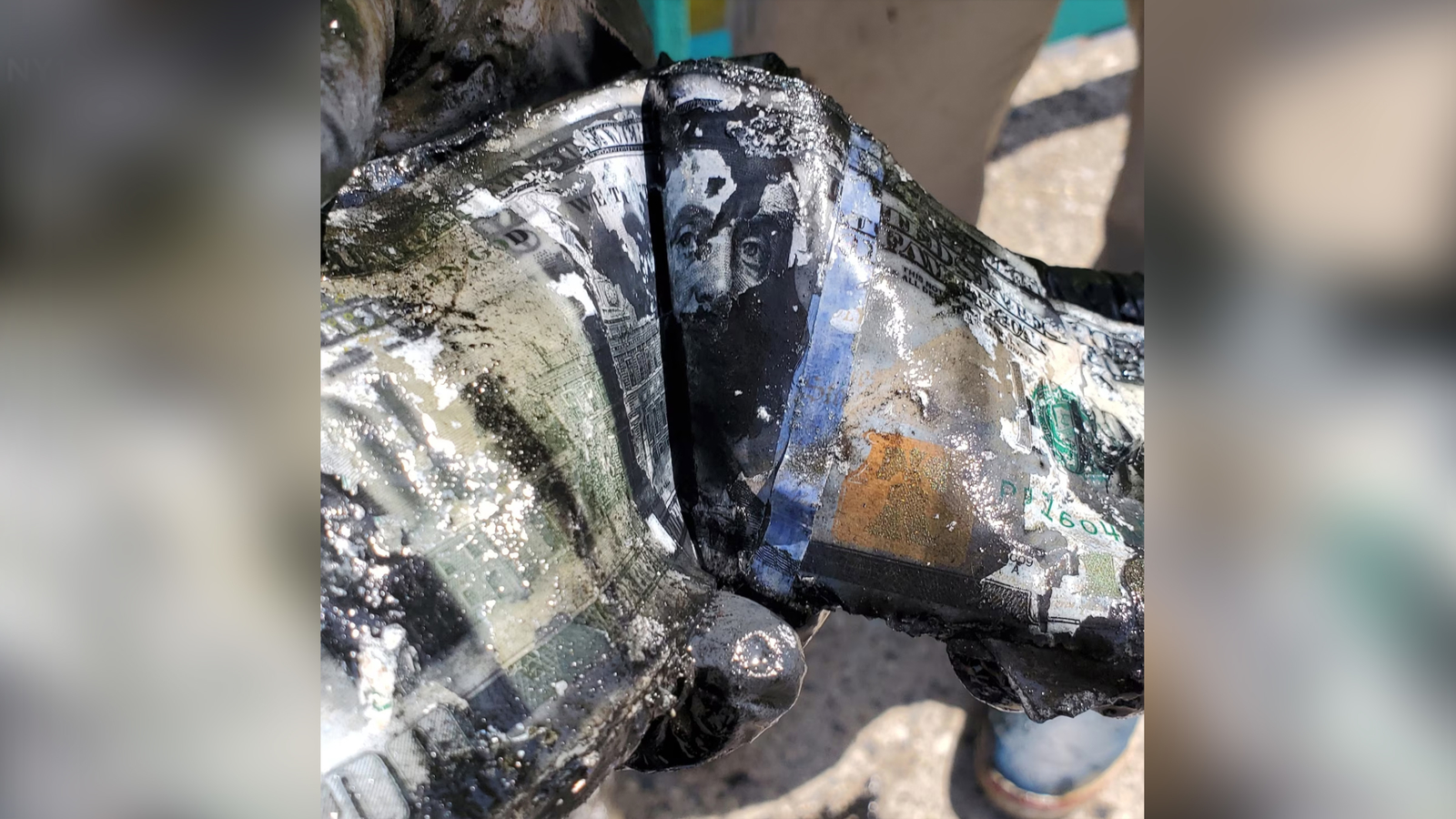 Featured image for NY Couple Discovers $100K Safe While Magnet Fishing in Queens