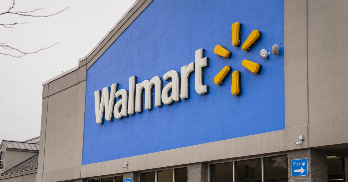 "Mastering Black Friday: Store Hours, Best Sales, and Shopping Tips"