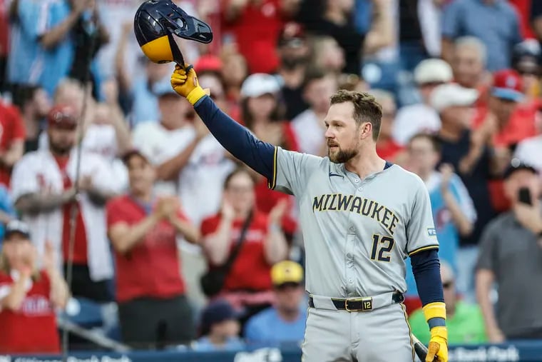 Featured image for Rhys Hoskins Homers in Return to Philadelphia, Phillies Win 3-1