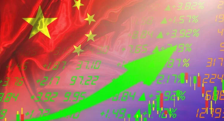 Futures Rise Ahead of Walmart Earnings as Fed Minutes Divides Investors