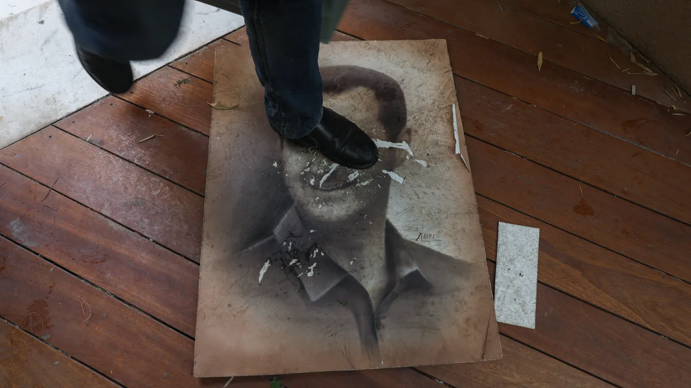 Featured image for Syria's Ongoing Conflict: A Global Impact and Uncertain Future