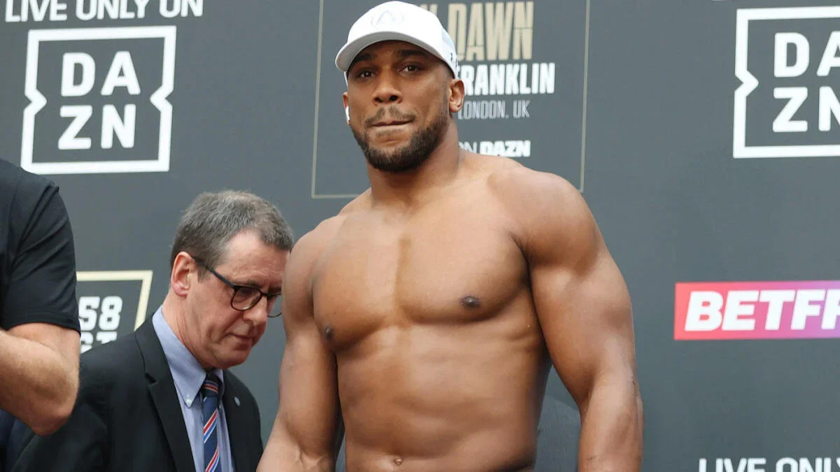"Anthony Joshua's Career-High Weigh-In and Response to Criticism Ahead of Franklin Fight"