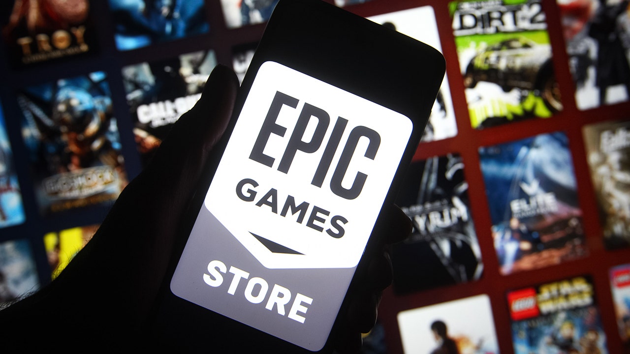 "Apple Reverses Decision, Allows Epic Games to Launch Fortnite App in EU"