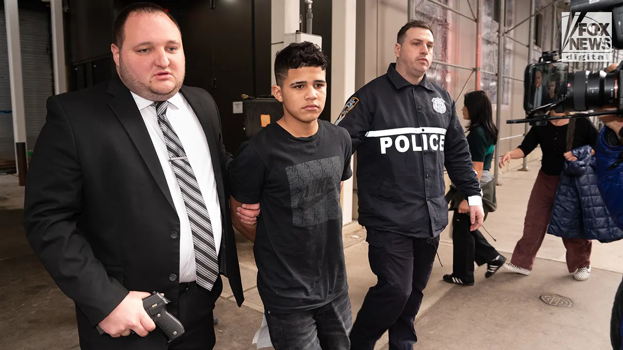 NYC Implements 11 p.m. Curfew at Additional Migrant Shelters