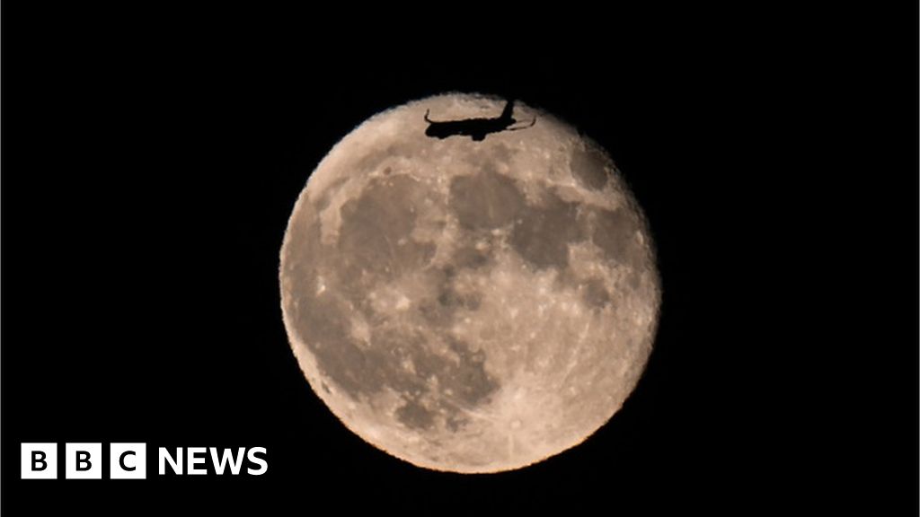 Unraveling the Mysteries of the Moon's South Pole: Chandrayaan-3's Lunar Mission