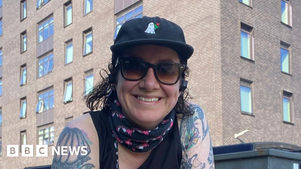 Featured image for Tameside Marathon Runner Faces Illness in India