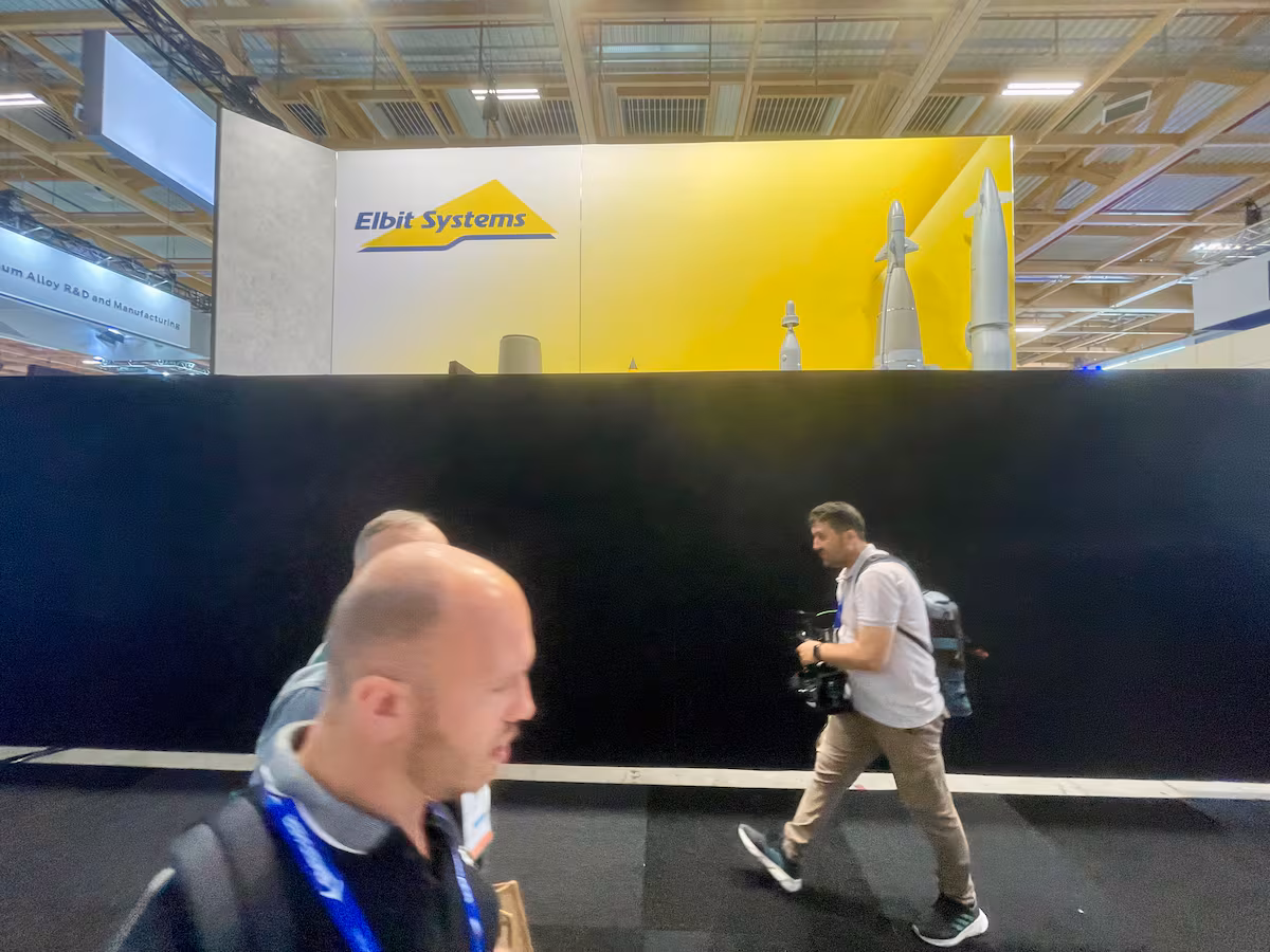 Featured image for Israeli Defense Firms' Exhibits at Paris Air Show Shut Down Amid Tensions