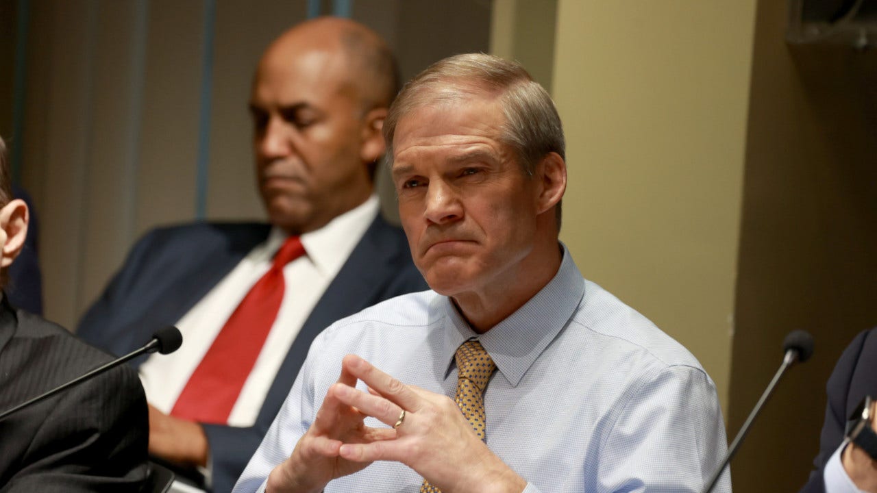 White House, Republicans, and Ex-CIA Official Clash Over Hunter Biden Laptop Story