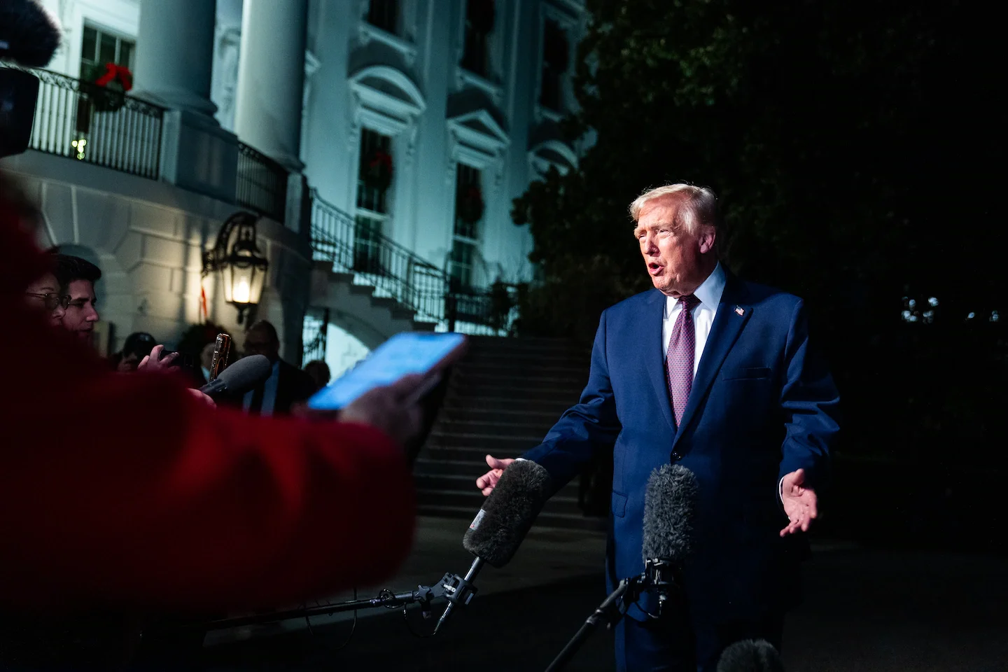 Trump’s Insurrection Act Threat Looms Over Minnesota ICE Protests