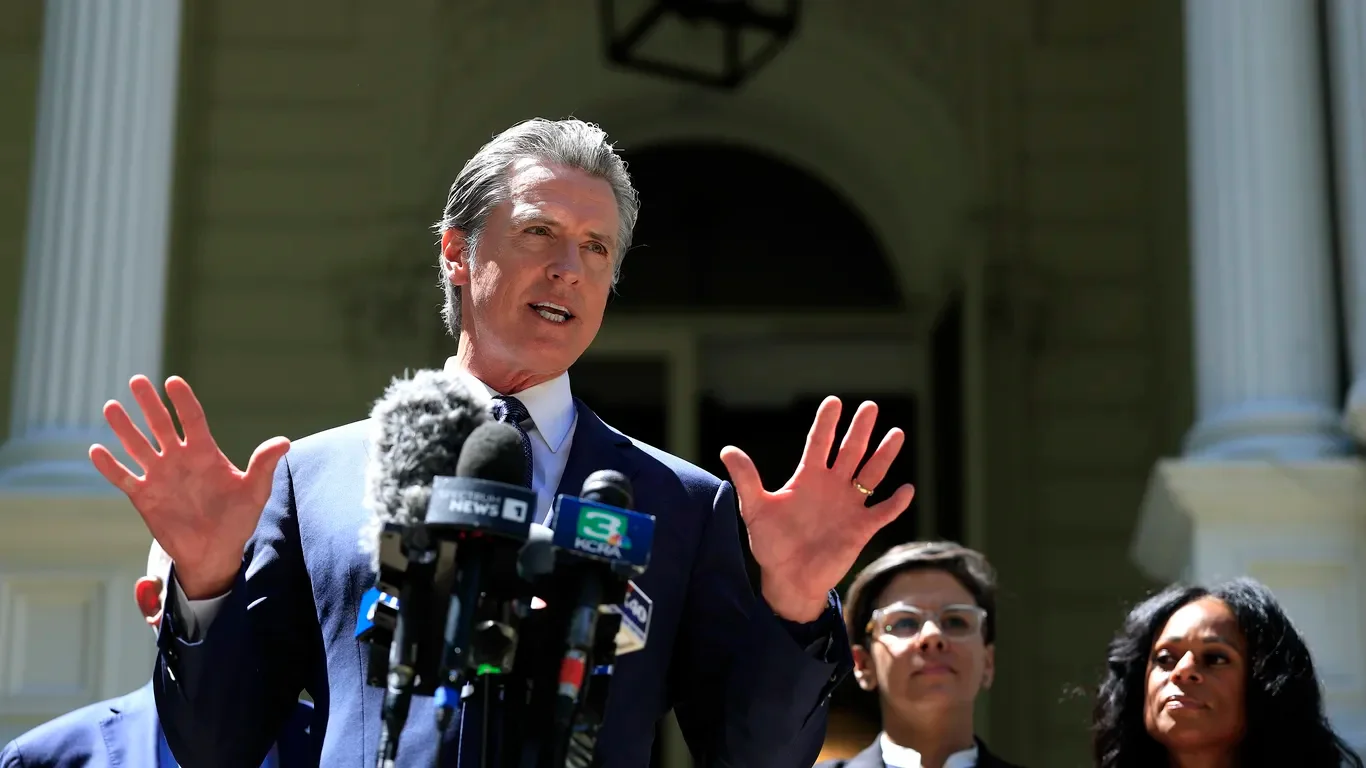 California intensifies redistricting battle amid Texas GOP disputes