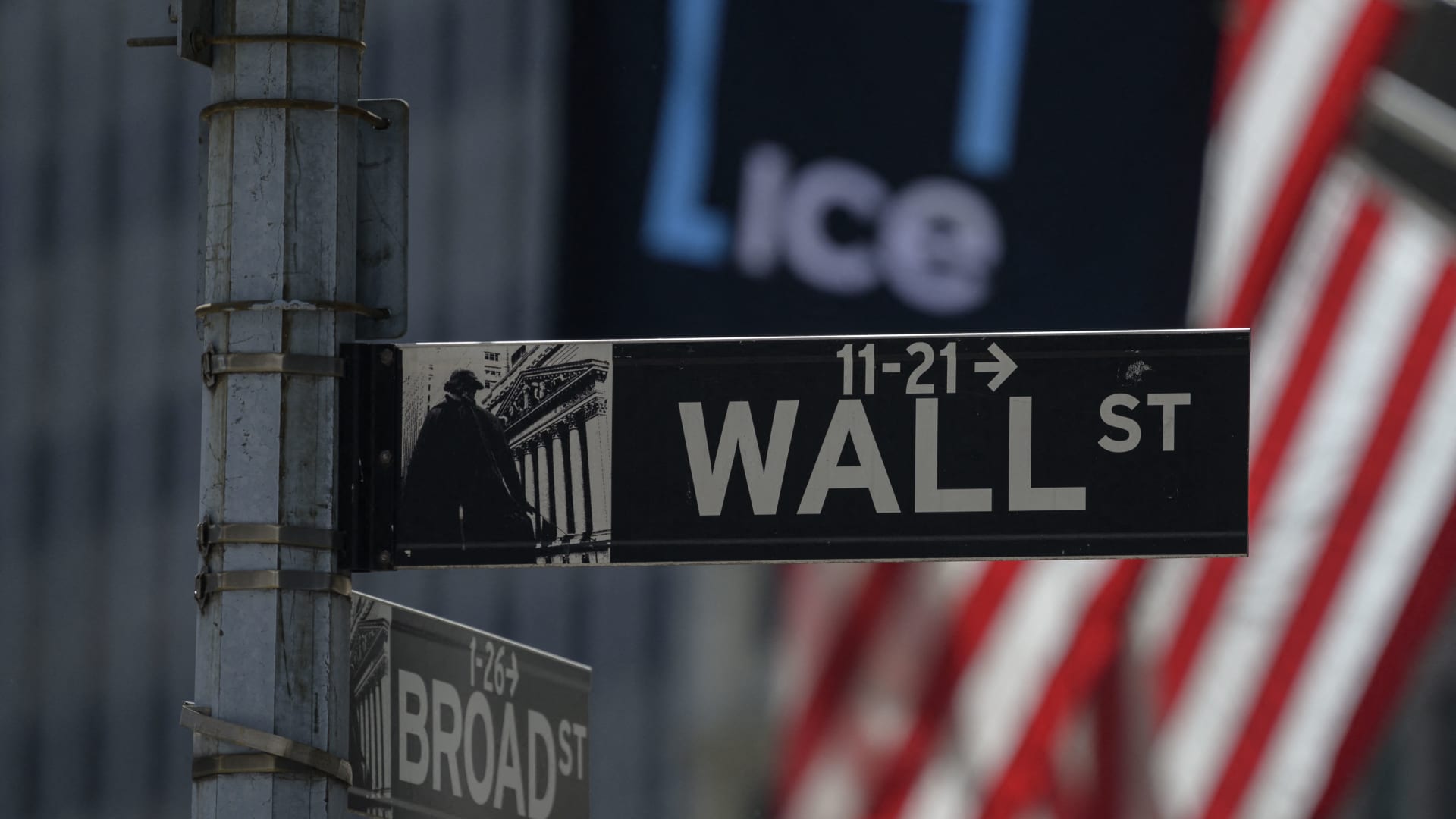 Investors Anticipate Jackson Hole Meeting, Treasury Yields Surge