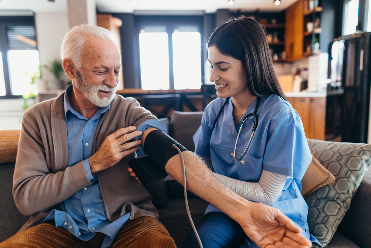 Featured image for Air Purifiers Show Promise in Lowering Blood Pressure and Heart Risks