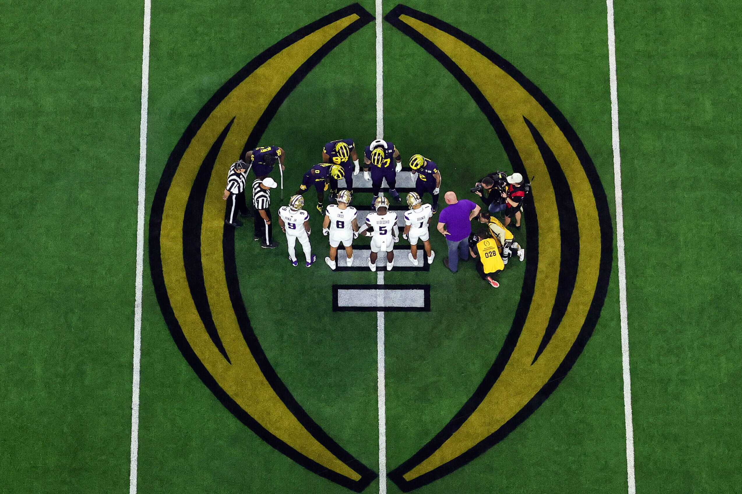 Featured image for "NCAA Greenlights Helmet Communication and 2-Minute Warning for College Football"