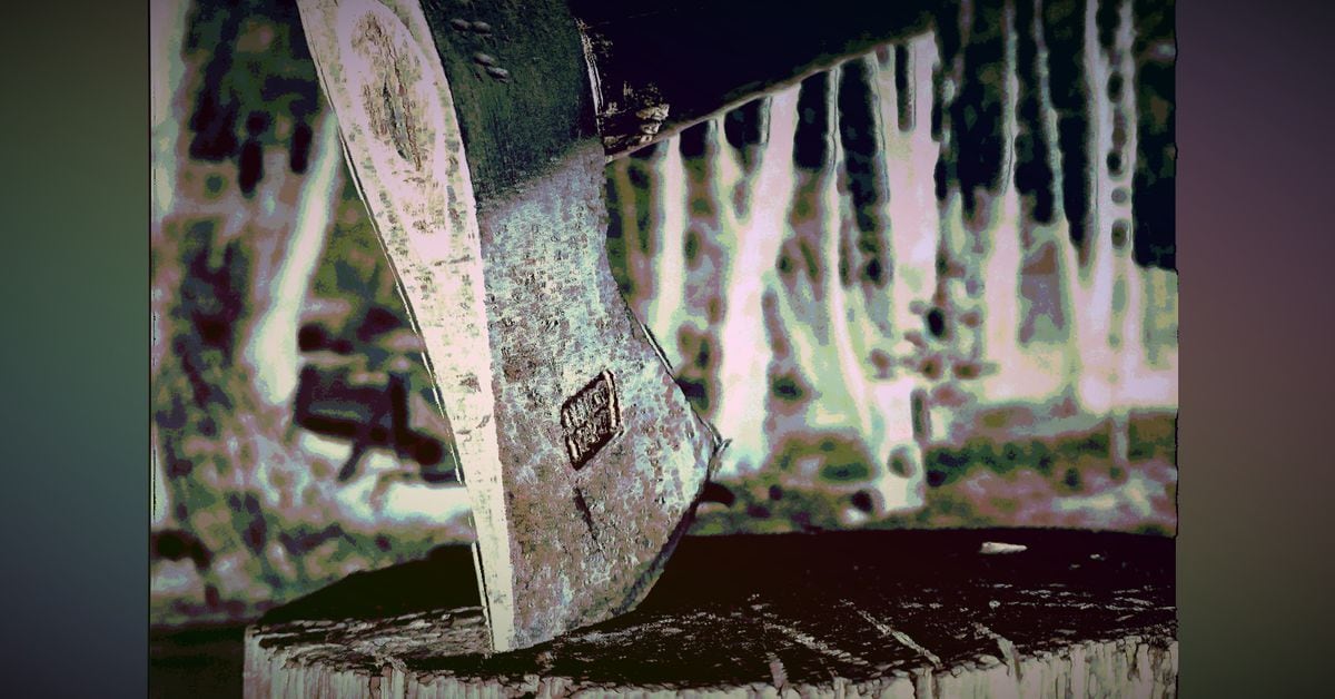 "Bitcoin Halving: Navigating the Impact on Cryptocurrency Markets"