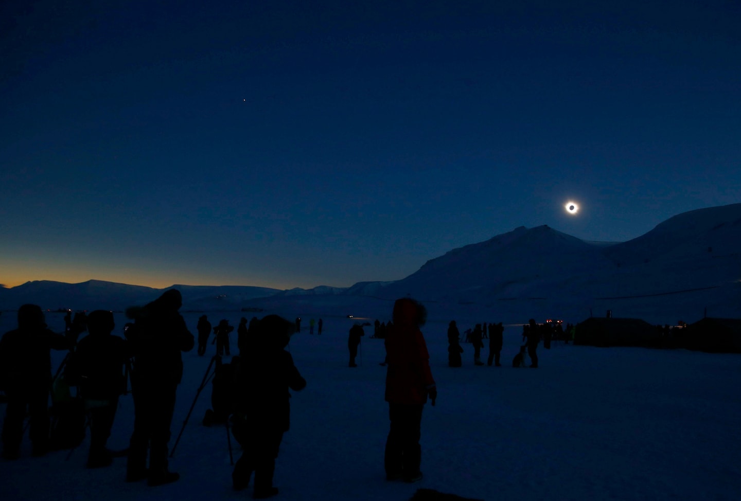 Featured image for "Ultimate Guide to Hosting a Memorable Eclipse Party in 2024"