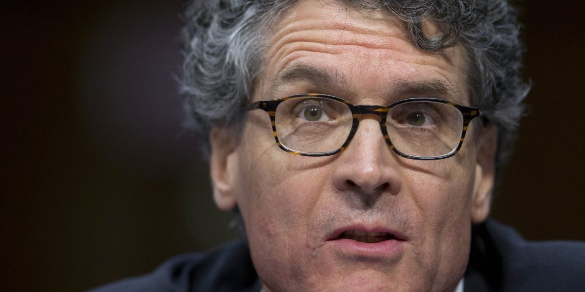 Featured image for "Sleepless CEO: Hedge Fund Titan's 2,000 Nights in the Office"