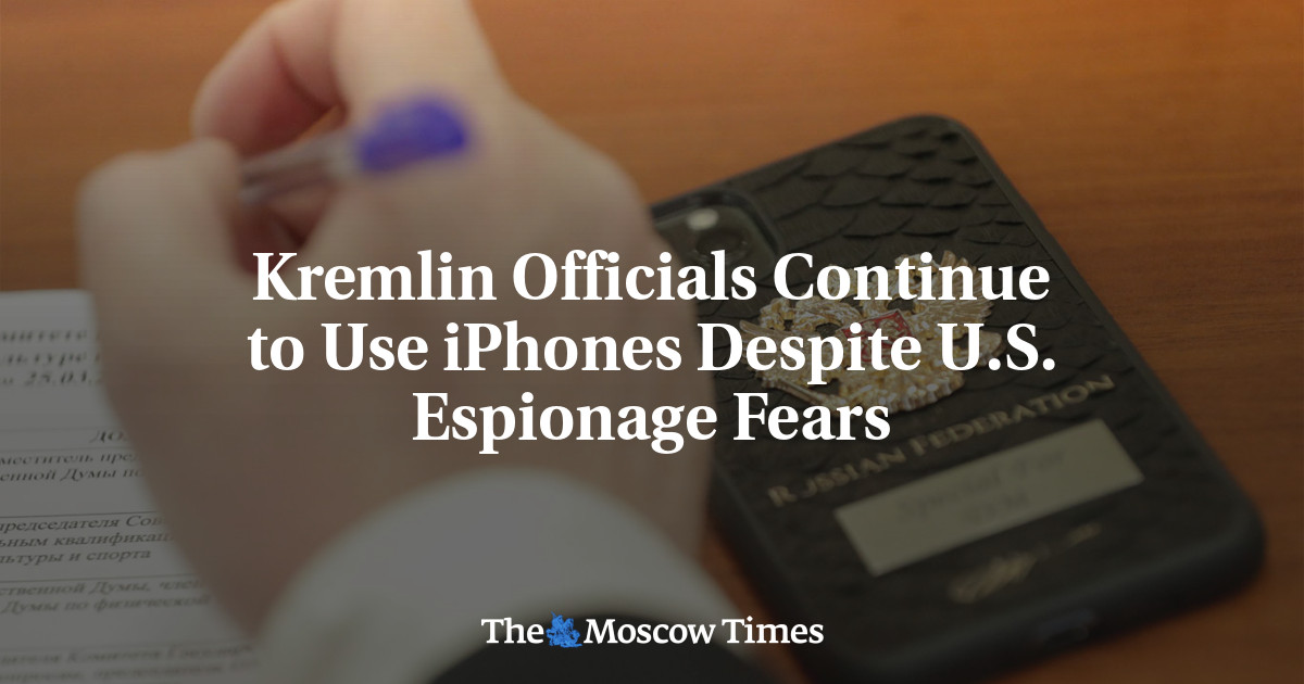 Kremlin and Russia Accuse US of Hacking iPhones for Espionage