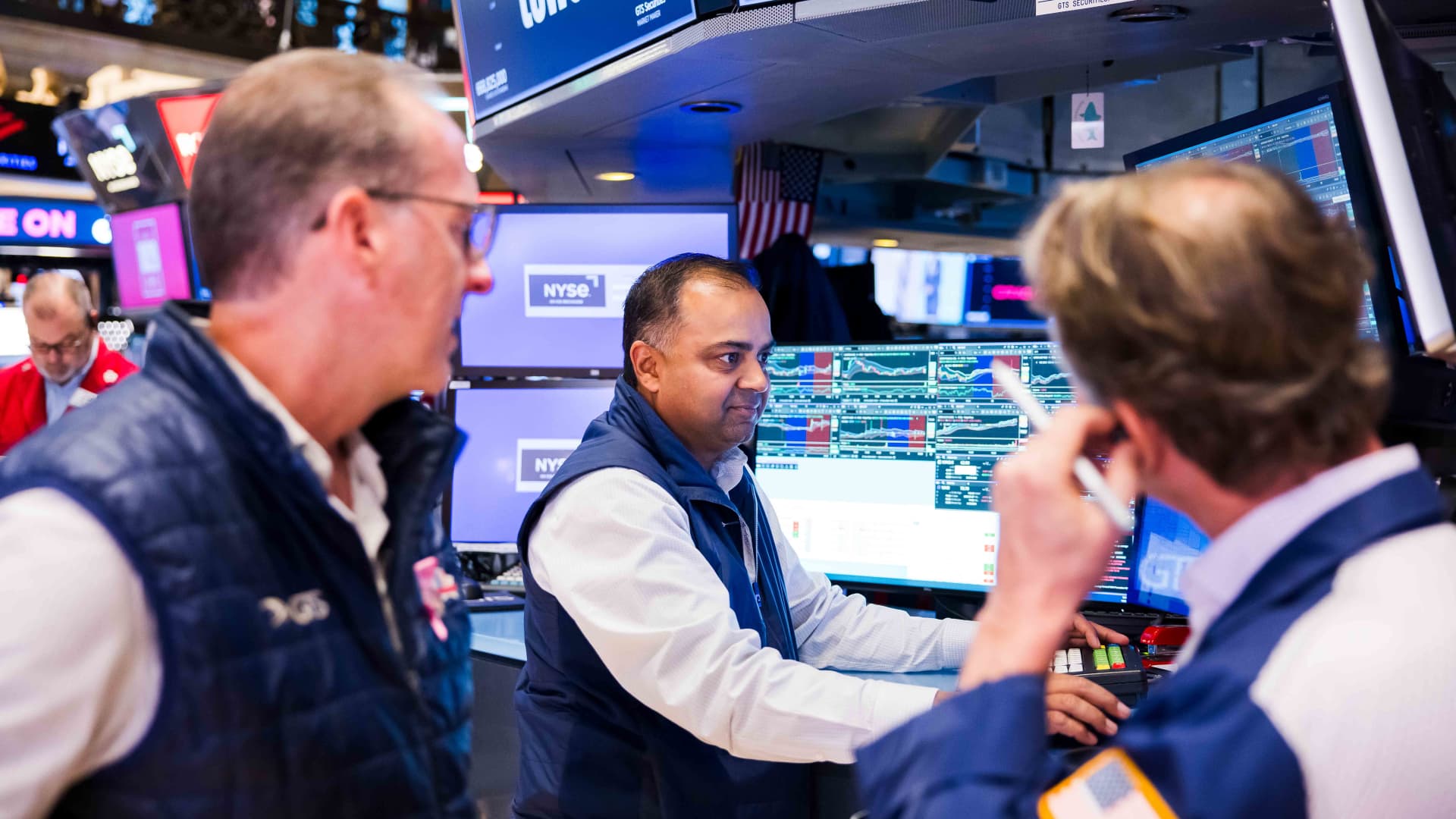 Featured image for Markets Await Fed Decision and Big Tech Earnings Amid Record Highs