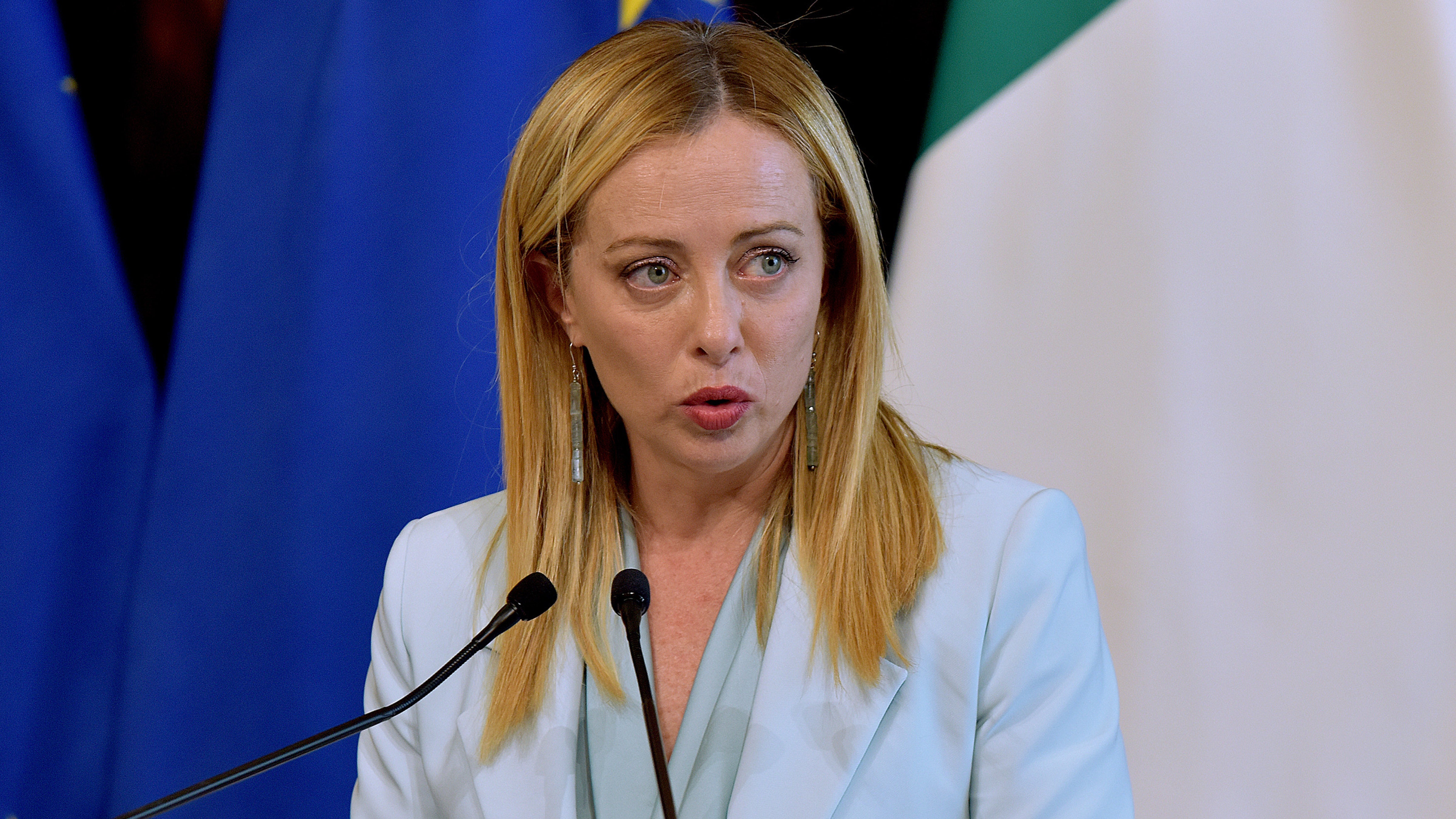 Italy's Meloni Urges Action Against Migrant Traffickers