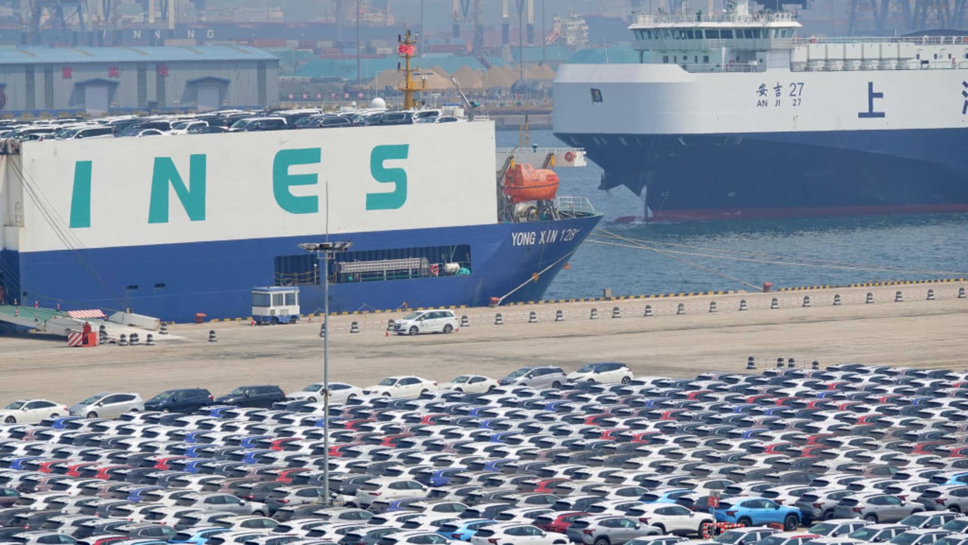 Featured image for China's Q2 GDP Growth Slows to 4.7%, Missing Expectations