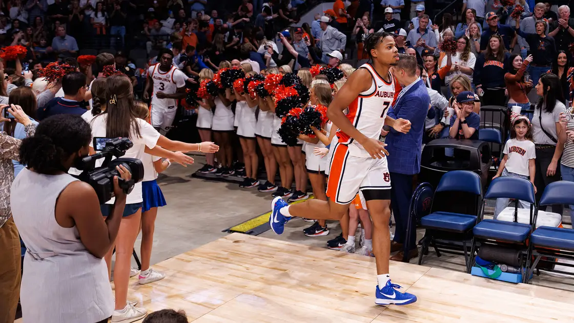 Featured image for No. 6 Purdue Faces No. 21 Auburn in Key Rematch